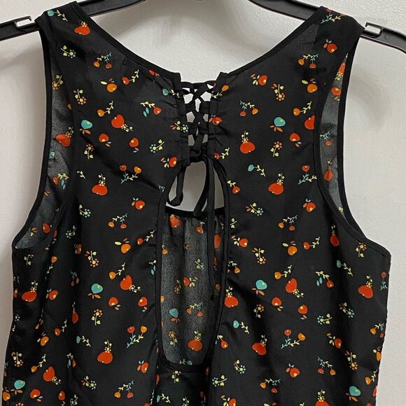 Charlotte Russe Women's Cherries Flowers Beachy Tank Top Size M - Picture 9 of 12